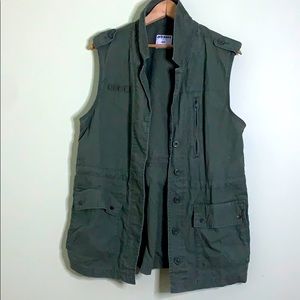 **50% off **Army Green Vest ~ Large